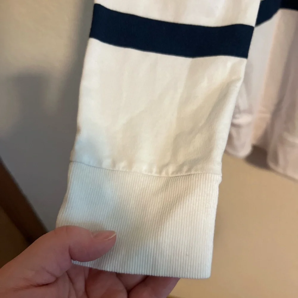 Chico's Blue Striped Crew Neck Sweater Size 1 - Picture 3 of 9